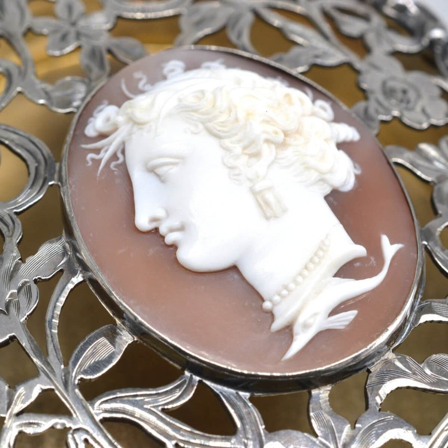 Italian cameo of Aphrodite in an intricately designed silver trinket box, showcasing exquisite craftsmanship.