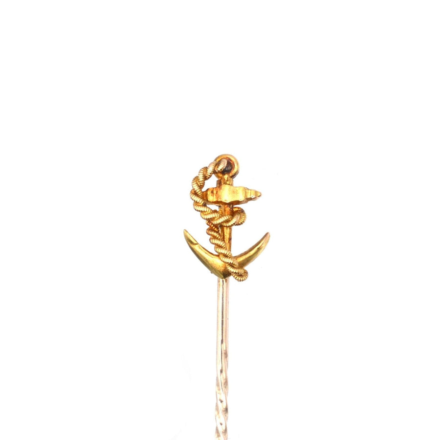 15ct gold ship anchor and rope tie pin symbolizing strong bonds, perfect for weddings and special occasions.